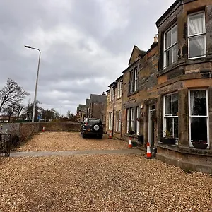 Aynetree *** Edinburgh